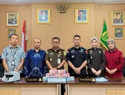 Kajari Bulukumba Terima Pengembalian Kerugian Negara Rp1,4 Miliar Kasus Korupsi Beras SPHP Bulog