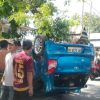 Diduga Hilang Kendali, Mobil Toyota Etios Tabrak Pagar lalu Terbalik
