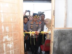 Berkat Bedah Rumah Polres Bulukumba, Asdir dan Neneknya Kini Tinggal Lebih Nyaman
