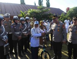 Aksi Humanis Kapolres di Hari Pertama Sekolah, Siswa Dapat Sarapan Gratis