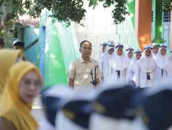 Pimpin Upacara Hari Pertama Masuk Sekolah, Syahruni Haris Titip Pesan untuk Siswa dan Guru