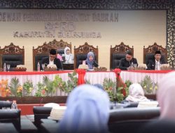 DPRD Bulukumba Gelar Sidang Paripurna, Bupati Jawab Pandangan Umum Fraksi tentang APBD 2025