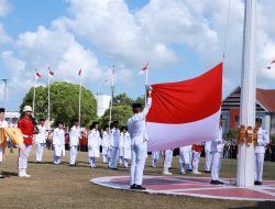 Tepuk Tangan Pecah di Lapangan Pemuda, Paskibra Bulukumba Sukses Kibarkan Sang Merah Putih