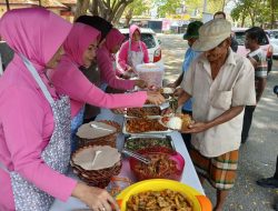 Jumat Berkah, Polres Bulukumba Bagikan Makanan Gratis dengan Menu Sehat dan Lezat