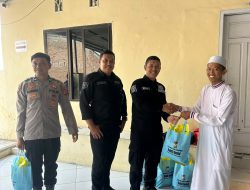 HUT ke-75, Humas Polres Bulukumba Salurkan Sembako Ke Pondok Pesantren dan Panti Asuhan