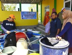 Pemprov Sulsel Salurkan 403 Ribu Liter Air Bersih untuk Warga Terdampak Kekeringan di Makassar